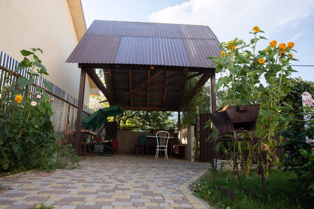 Guest House in Drachino Swaljawa Exterior foto
